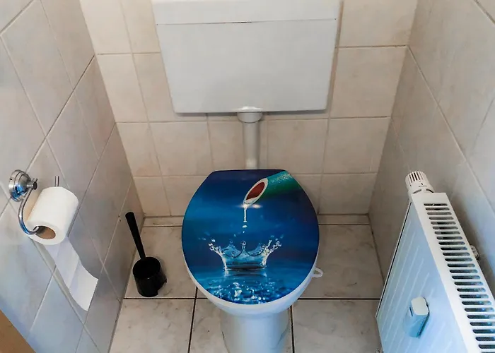 Preiswerte Fuer Monteure, Wlan, Smart-tv & Kostenfreie Parkplaetze * Neupetershain