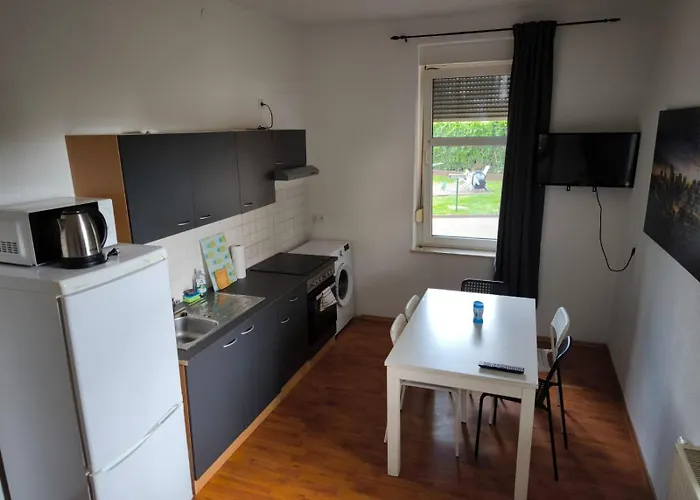 Preiswerte Fuer Monteure, Wlan, Smart-tv & Kostenfreie Parkplaetze