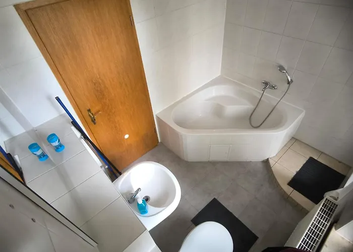 公寓 Preiswerte Fuer Monteure, Wlan, Smart-tv & Kostenfreie Parkplaetze *